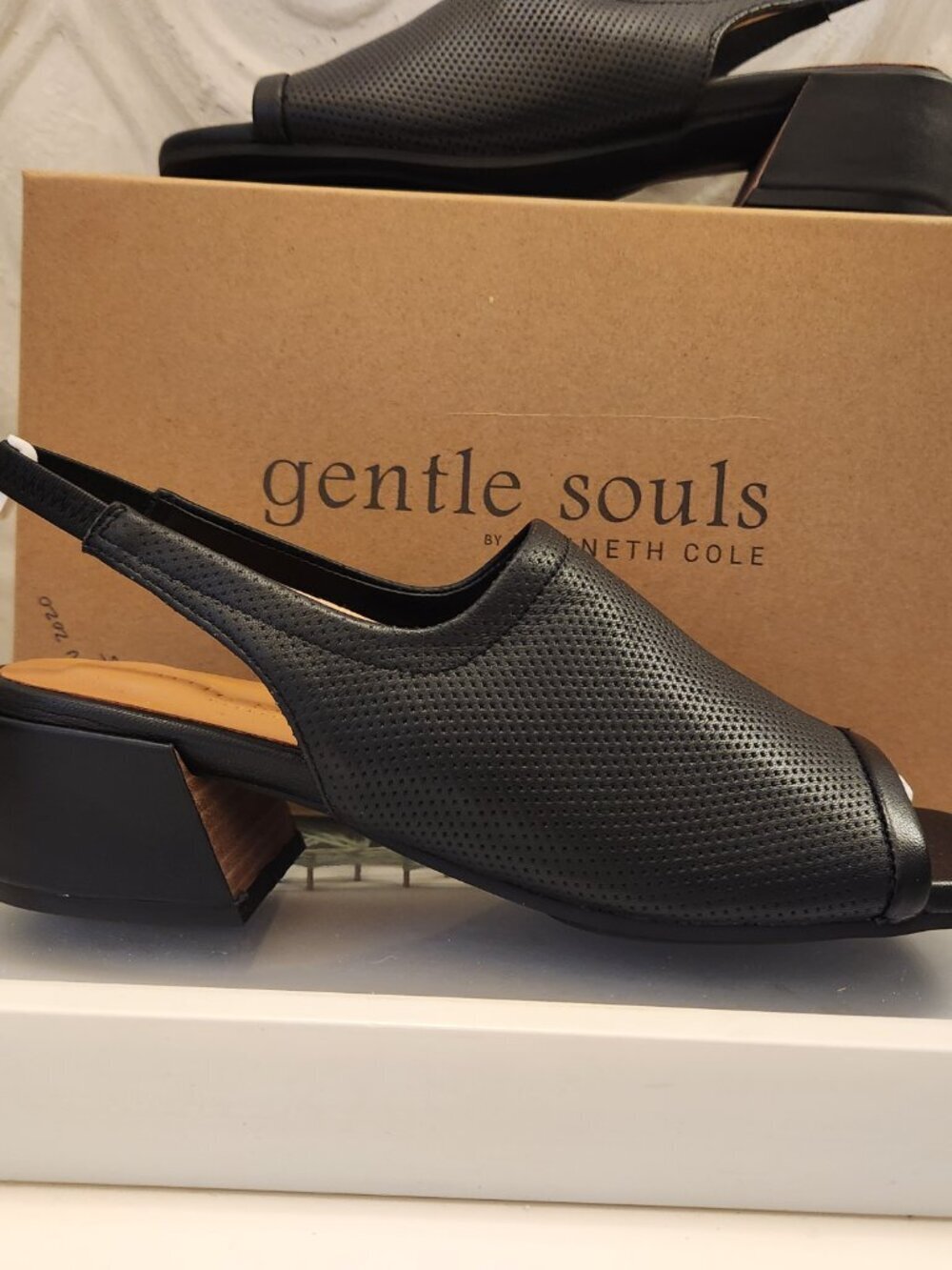 Gentle Souls Black Leather Perf "Penny" Sandals. NIB. Size Various
